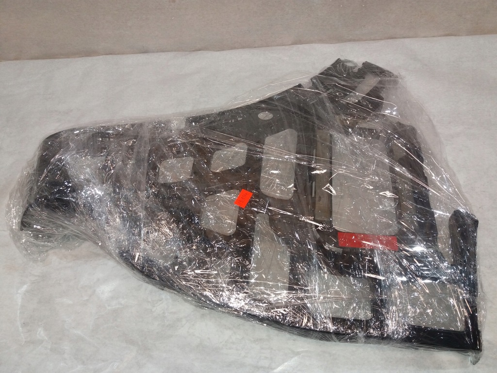 фото №14, Направляющая бампера задняя левый porsche cayenne 7p5807771