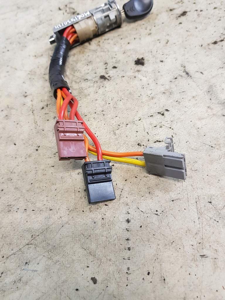 фото №4, Замок зажигания ключ citroen berlingo i przedlift