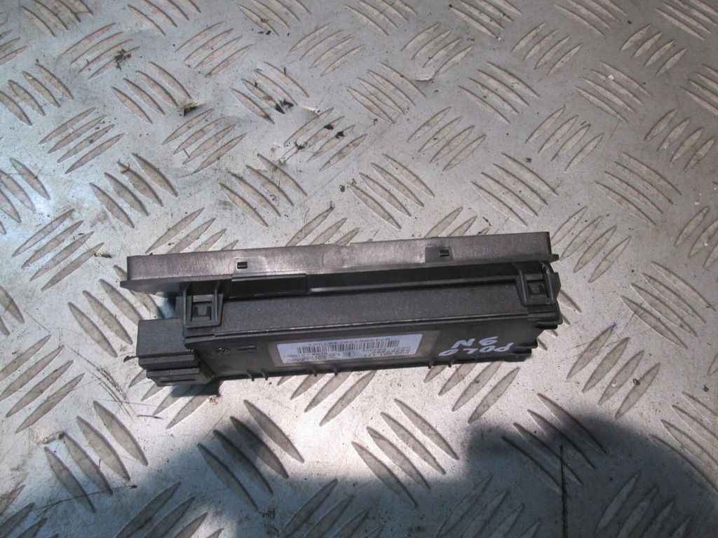 фото №4, Блок керування модуль сигналізація vw polo iv 9n 6q0951171