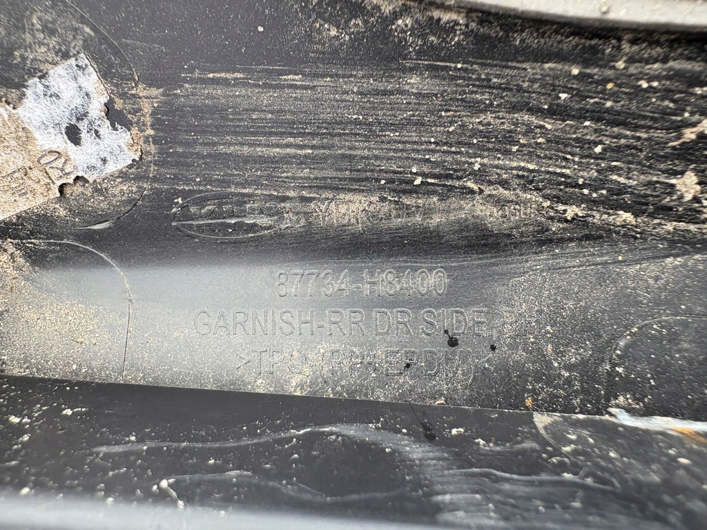 фото №10, Молдинг двері правий задня kia stonic