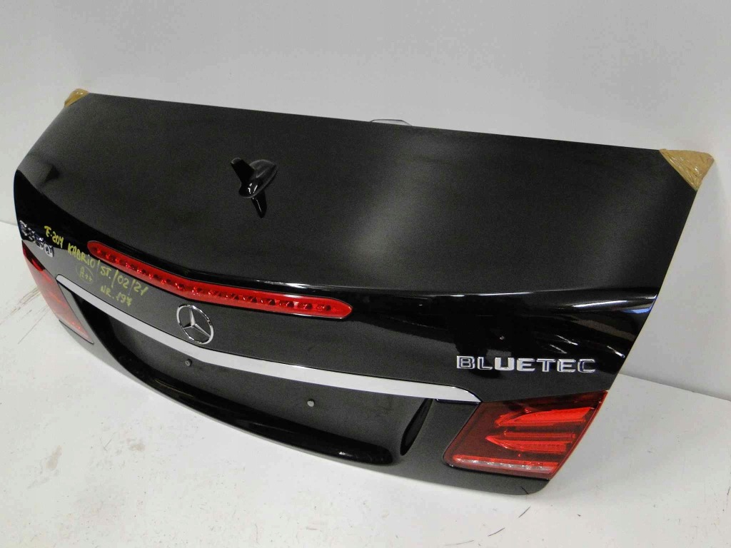 Mercedes e 207 кабриолет  крышка багажника задняя багажника w207 Недорого