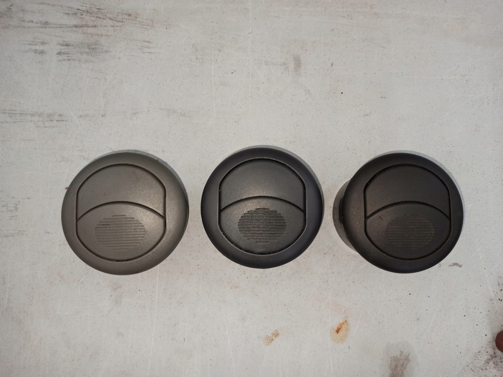 фото №7, Выход решётка обдув вентиляции iveco daily 06-11