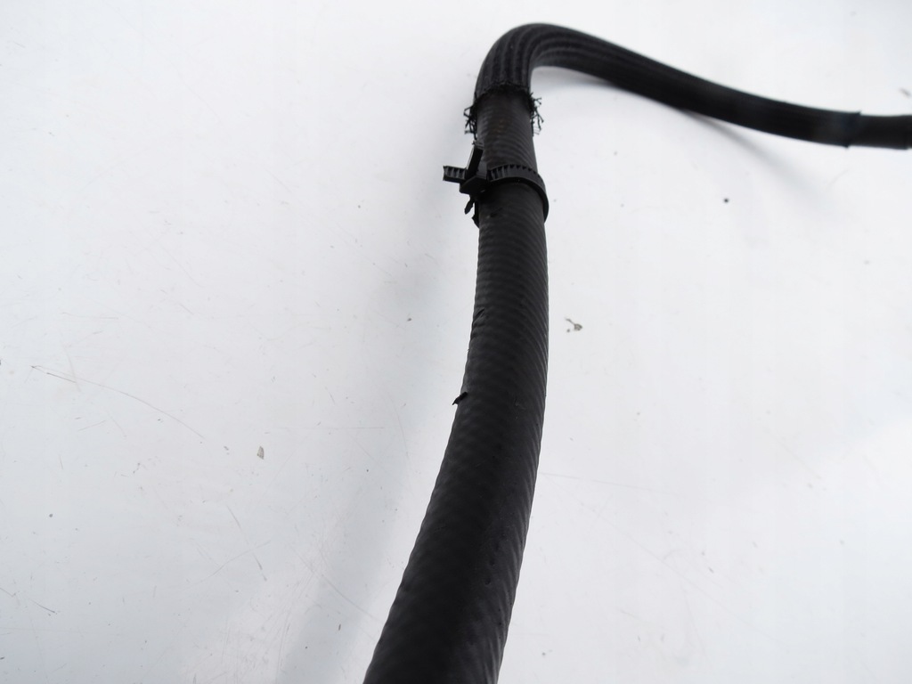 фото №8, Volvo xc90 i 4.4 v8 шланг трубка wąż усилителя 30680156