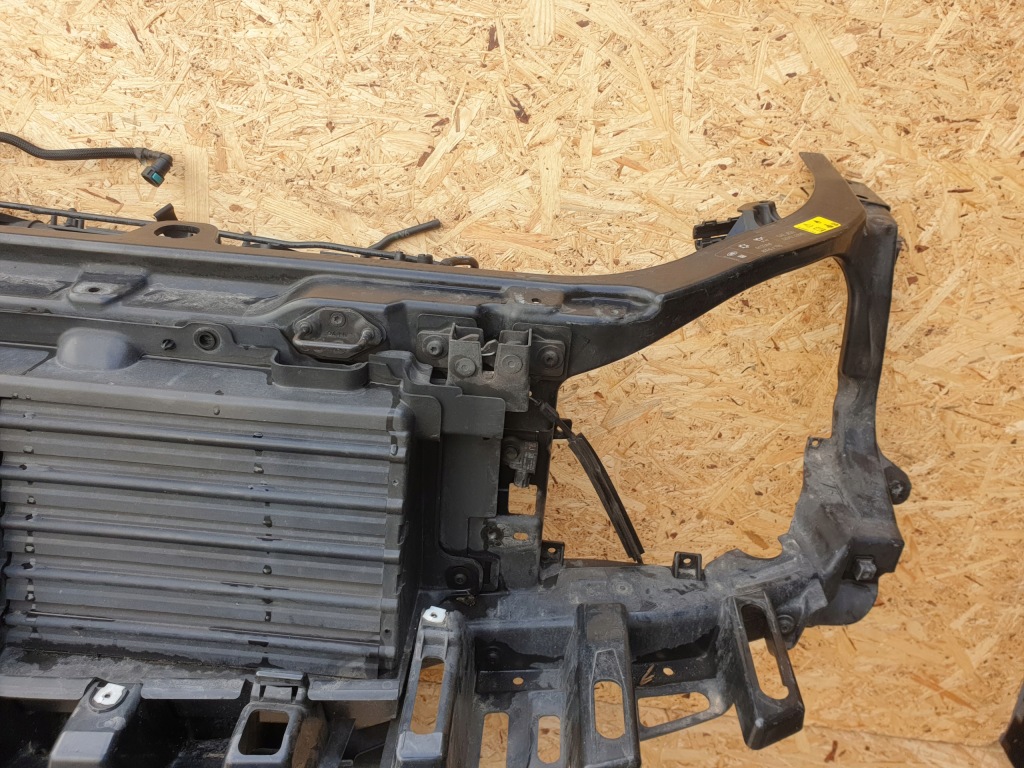 Купити Range rover sport 2 l494 ремінь передній радіатор комплект 3.0