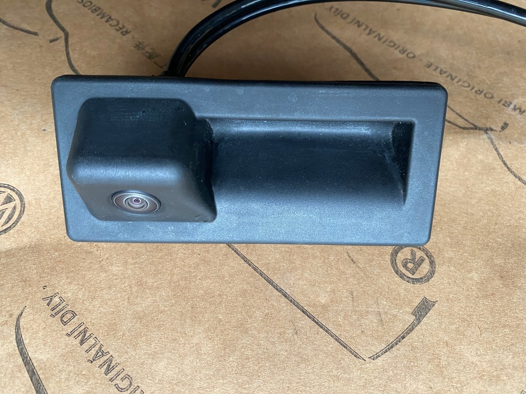 фото №9, Audi a4 b9 8w sedan камера заднего вида ручка оригинал audi 3v0827566c 48km