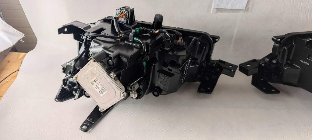 Mazda cx-30 cx30 full led левое  правый  фара левая правая Доставка