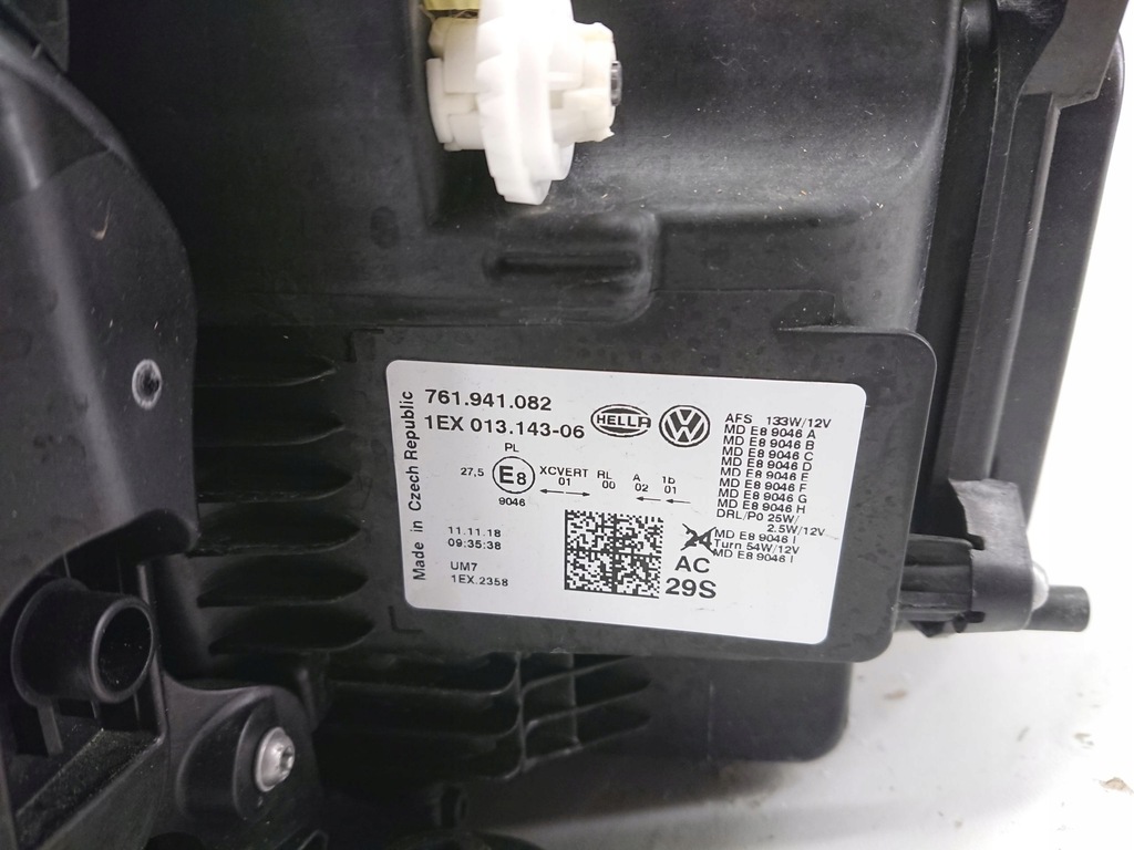 фото №11, Vw touareg 3 iii 761 лампа права перед передня