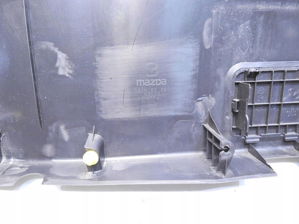 фото №6, Обивка крышки задняя mazda 6 gh hb gs1m68960