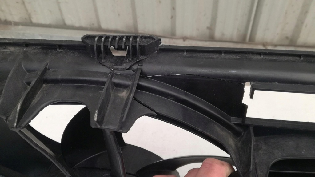 фото №7, Audi a8 4h корпус вентилятор 4h0121003m