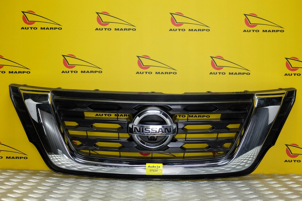 фото №2, Nissan pathfinder r52 lift 17- решётка радиатора решётка радиатора камера