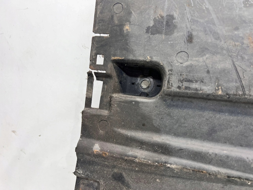 фото №8, Захист підвіска ліва audi a4 b8 8k0825207b