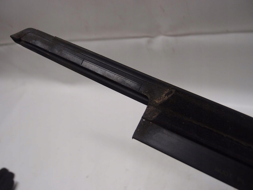 фото №11, Молдинг скребок правый audi a1 3d 8x3837477/478