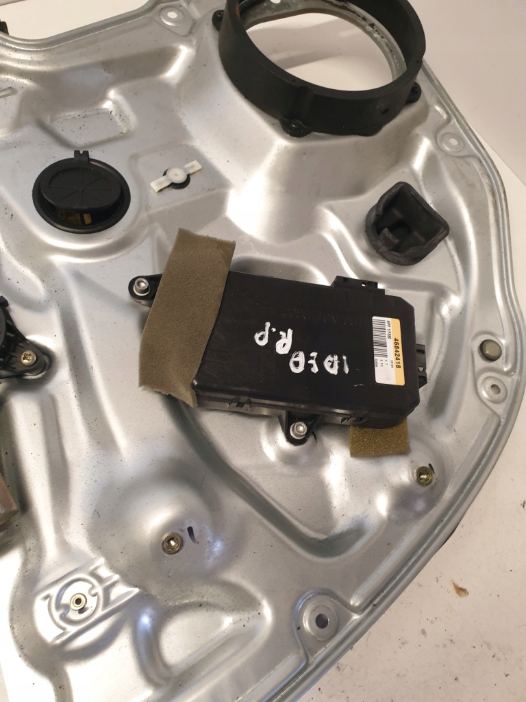 фото №5, Подъемник стекло передний перед правый fiat idea 5d