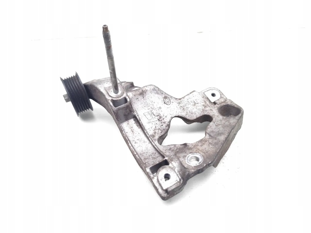 Купить Jeep grand cherokee кронштейн генератора 3.0 crd v6 4x4 дизель 19b1011160