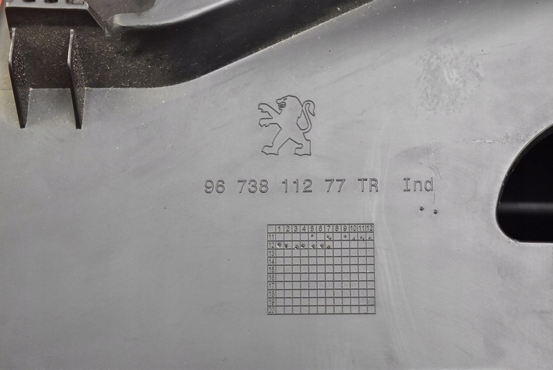 фото №6, Бардачок пасажира eu 9673811277 peugeot 208 1 i 12-16