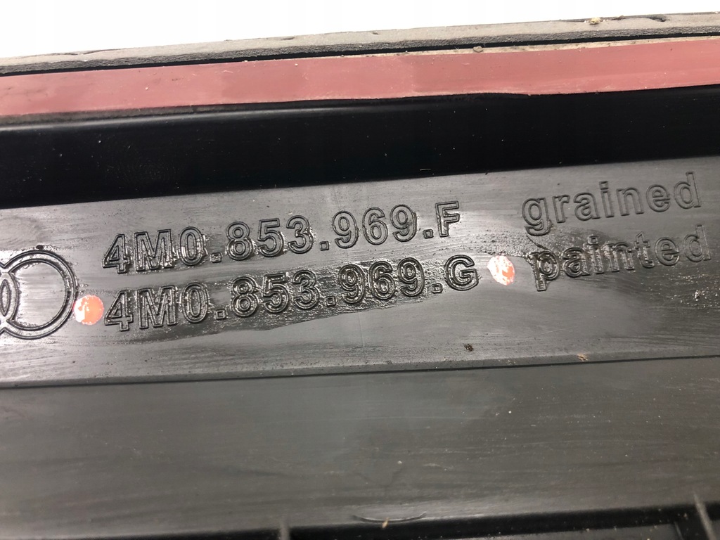 фото №10, Audi q7 4m молдинг двері лівий задня 4m0853969g