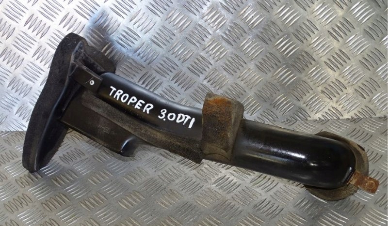 фото №1, Isuzu trooper ii monterey 3.0 dti труба воздуха