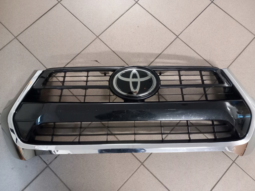 фото №1, Toyota hilux lift 2020- 53100-0kk21 решітка радіатора решітка радіатора решітка радіатора 75312-ok010 емблема