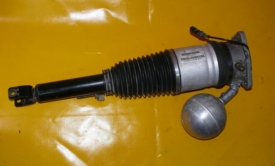 фото №1, Амортизатор airmatic правий задня vw phaeton 3.2 fsi