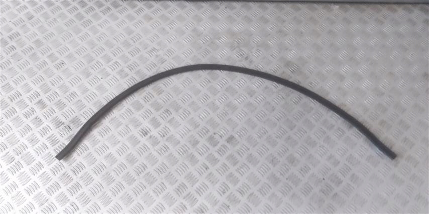 фото №4, Гумка прокладка жабо suzuki swift mk7 2010-