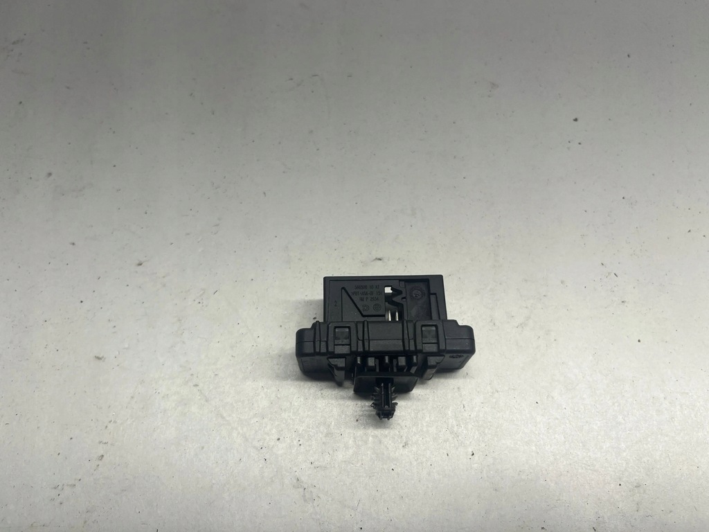 фото №1, Bmw 2 f46 модуль шлюз 926683801 2015 1500cm3