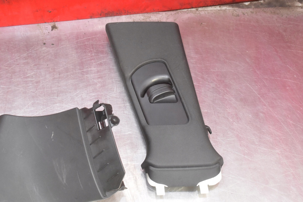 фото №6, Стеля czarna стійки s-line 8r0867501t audi q5 8r lift 12-17