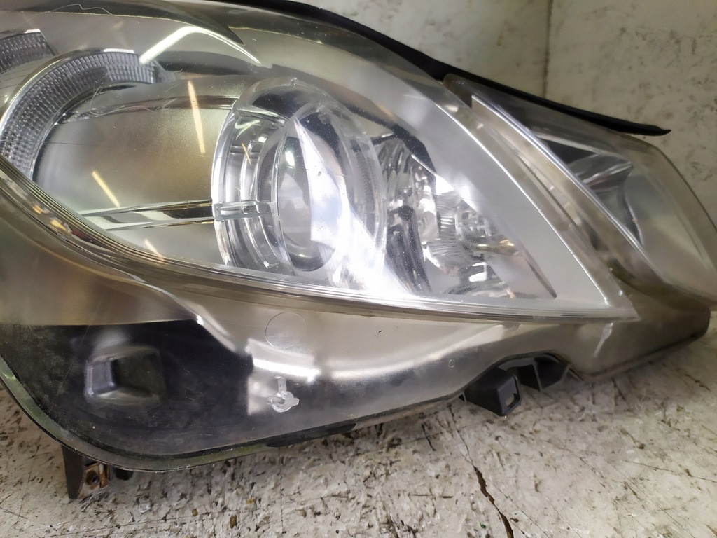 фото №13, Mercedes w207 coupe лампа права bi ксенон