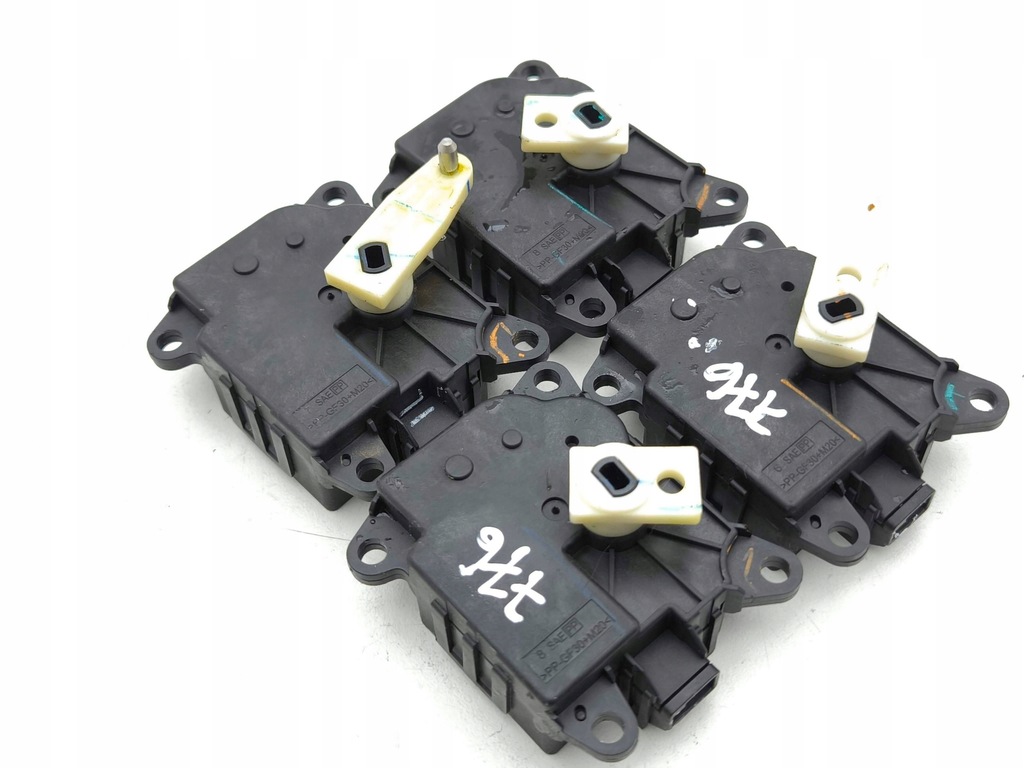 фото №9, Infiniti q50 2017 комплект моторчик отопителя