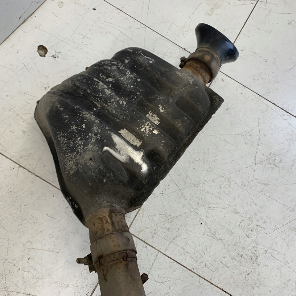 Гаситель выхлоп комплект jeep grand cherokee iv wk2 6.4 v8 srt рестайлинг  18r Оригинал