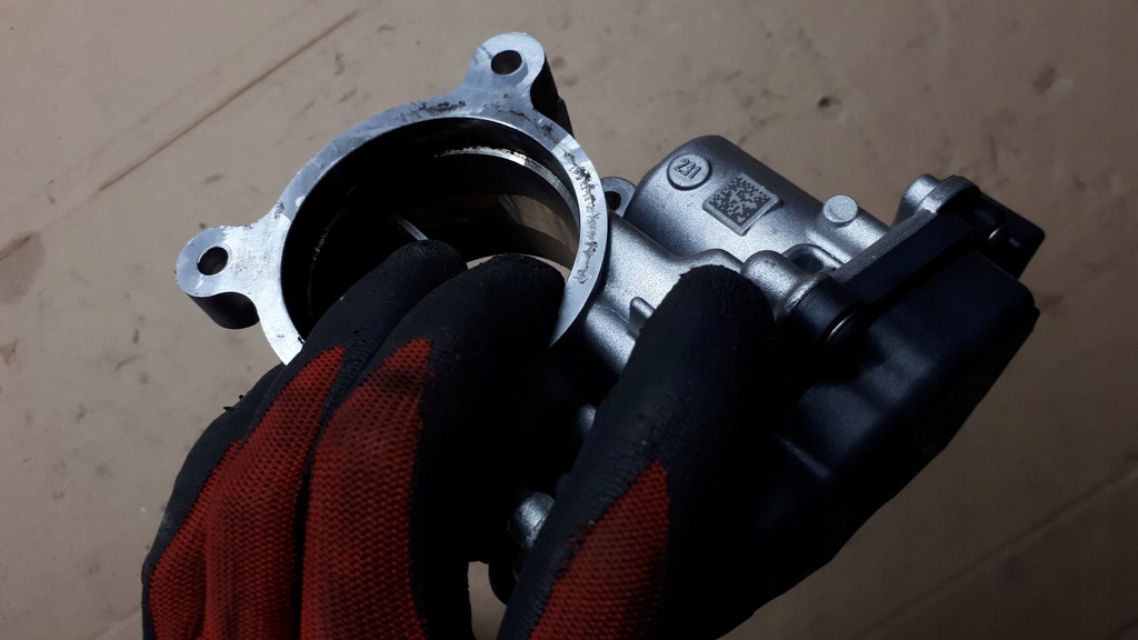 фото №9, A4 b9 lift дросельна заслінка 2.0 tdi 05l128063d a5 8w