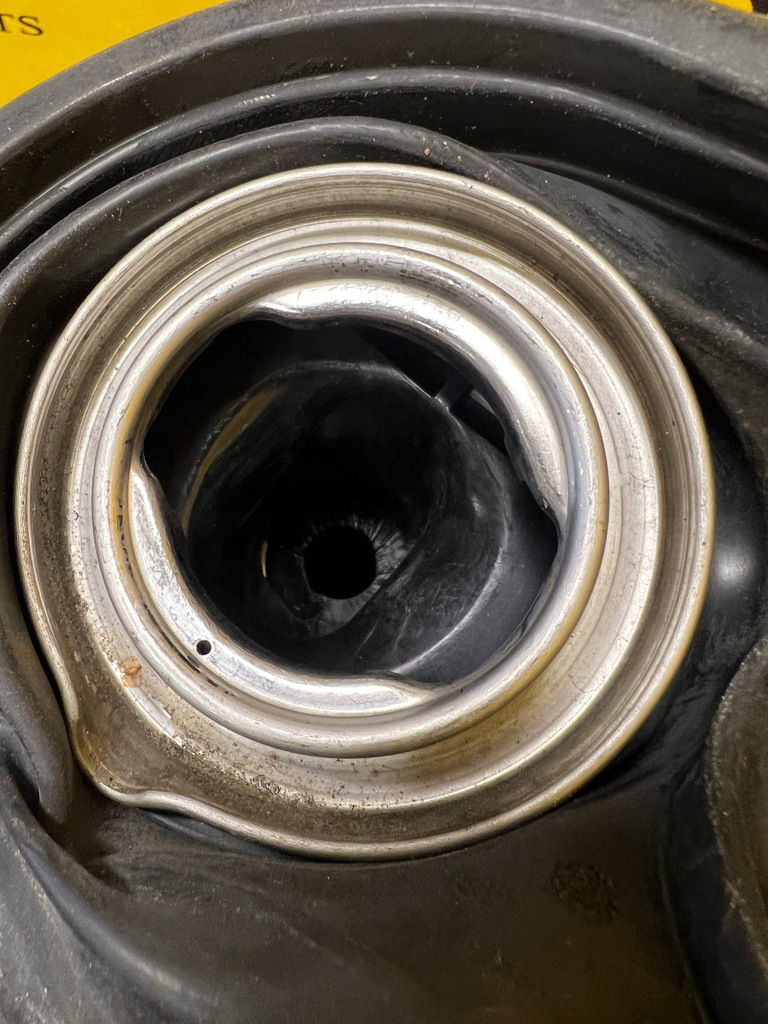 фото №7, Труба шланг заливна горловина пального mercedes a45s amg w177 om 139 4matic