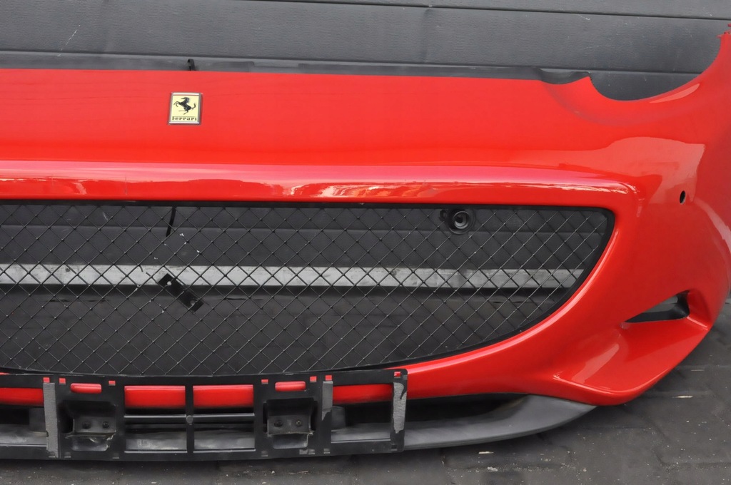 фото №4, Ferrari california бампер перед передний rosso corsa 322