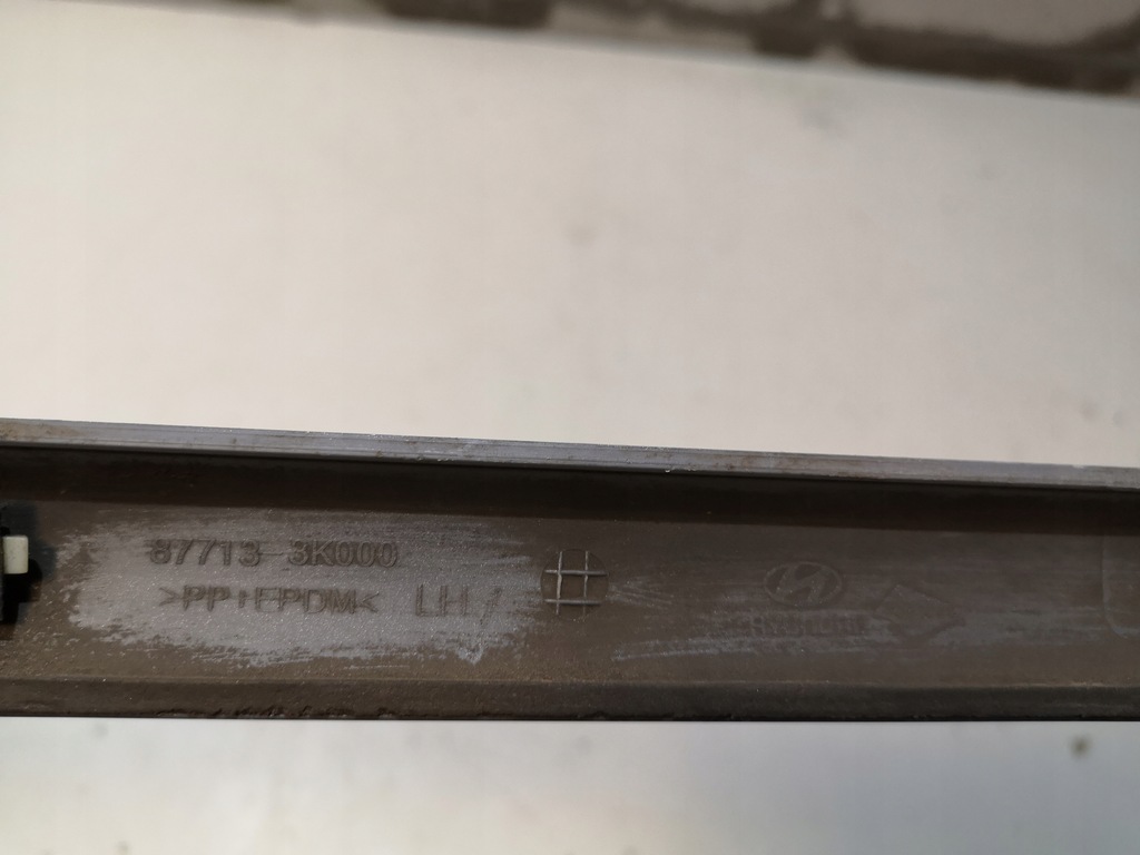 фото №9, Молдинг дверь левый перед hyundai sonata v 05-07