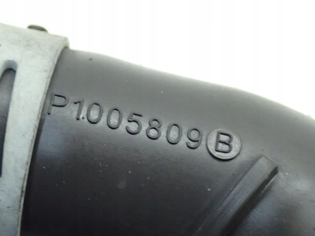 Патрубок шланг труба повітрозабірник повітря 147137396r dacia duster ii 1.5blue dci 20r Київ