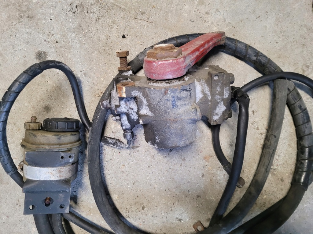 Renault midlum dxi дроти бак трансмісія підсилювача zf 95121t wf2 в Україні