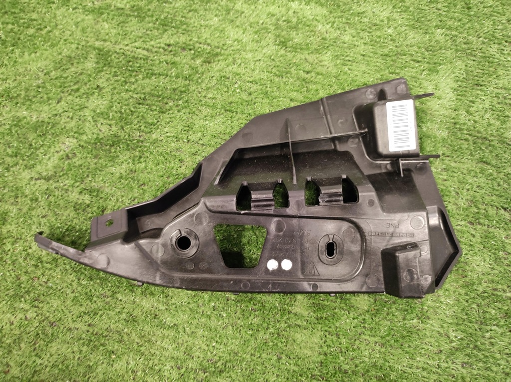 фото №7, Напрямна кронштейн бампера porsche taycan 9j1807254