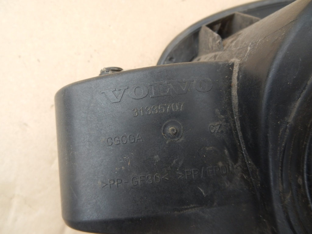 фото №8, Кришка заливної пального volvo v60 s60 ii