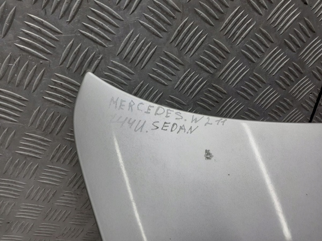 фото №4, Кришка багажника багажника mercedes e- klasa w211 744u