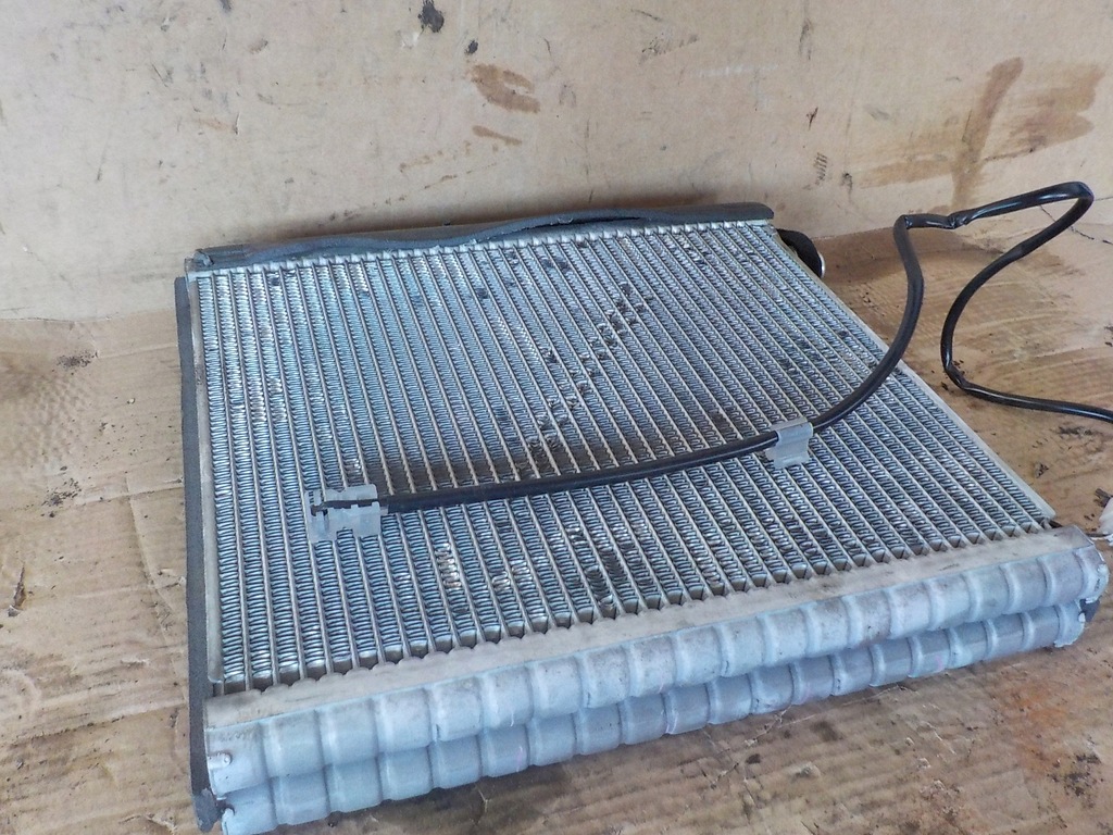 фото №5, Радиатор отопителя avensis 07r.