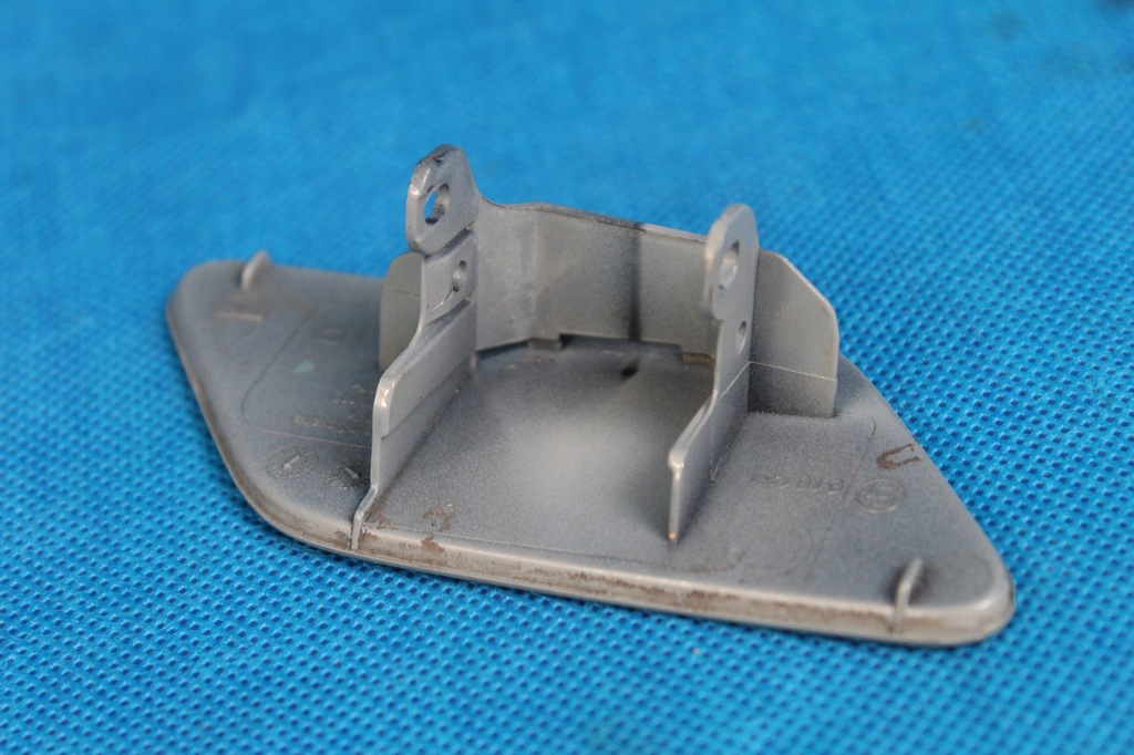 фото №15, Заглушка распылителя org правая karoq 57a955110