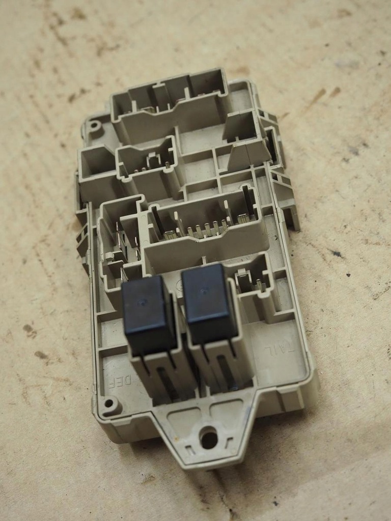 фото №12, Subaru legacy iii коробка модуль bsi 110239