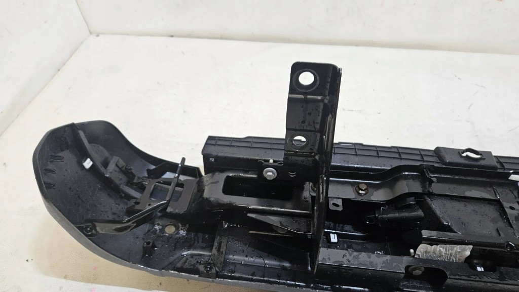 Бампер задний задний vw volkswagen amarok 2 2023 комплектный  n1xb-17b810-a в Украине