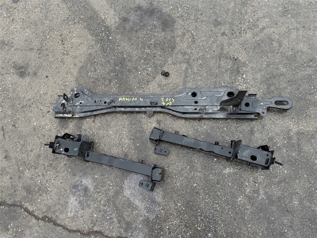 Купити Балка підсилювач під  радіатор renault kangoo iv 4 21-