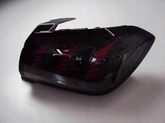 фото №1, Лампа правий задня peugeot 208 ii 2019-