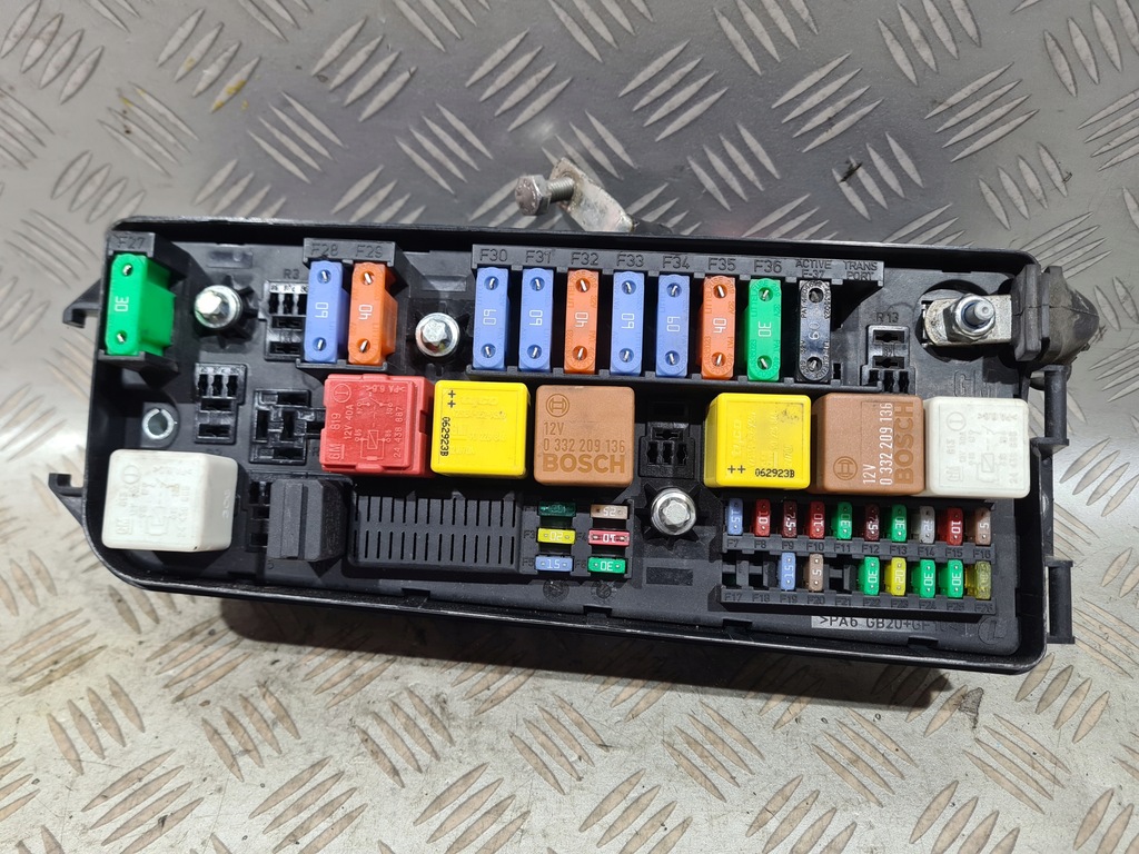 фото №1, Коробка предохранителей bsi opel vectra c signum