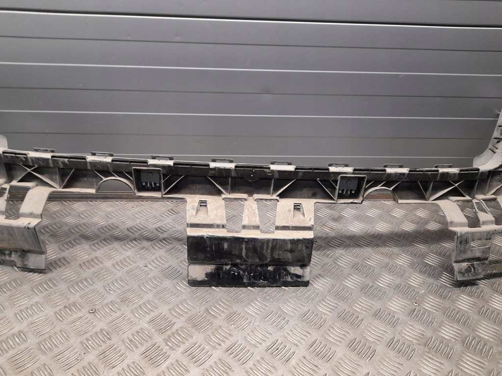 фото №7, Audi a4 s4 b9 8w5807385 с задний балка бампера заднего