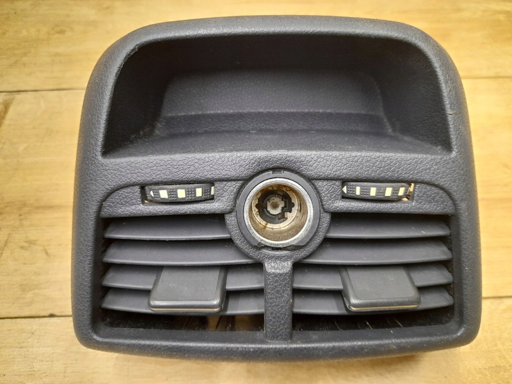 фото №1, Решётка обдув задняя peugeot 508