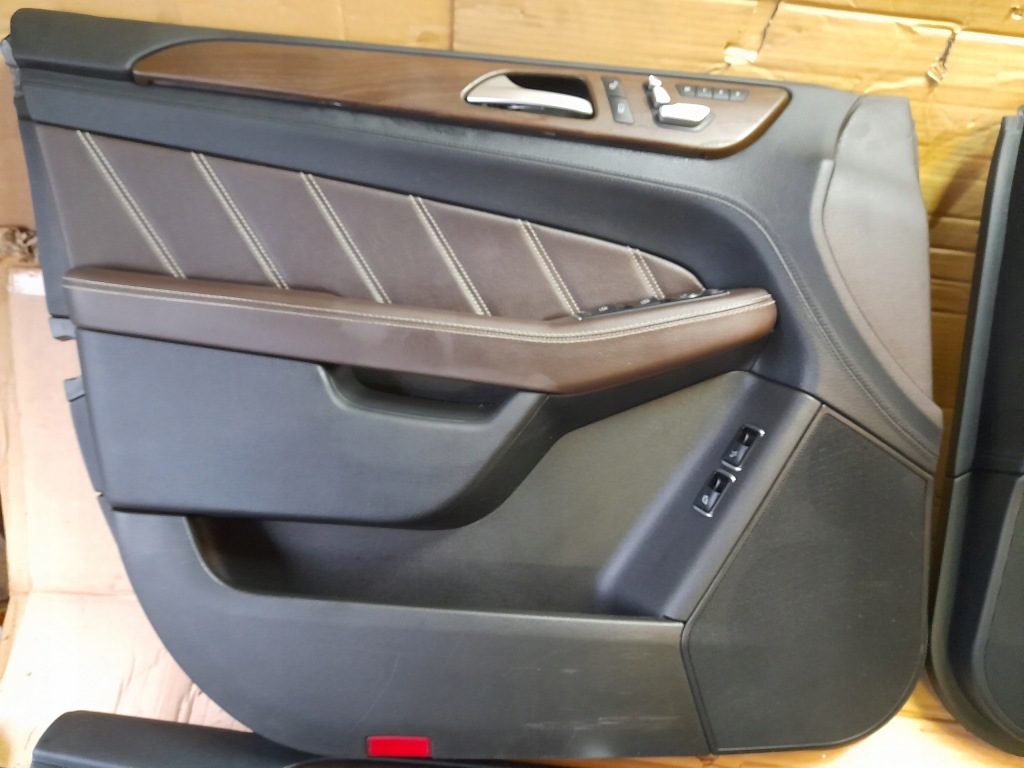 фото №3, Оббивка обшивка двері kpl mercedes gle w166
