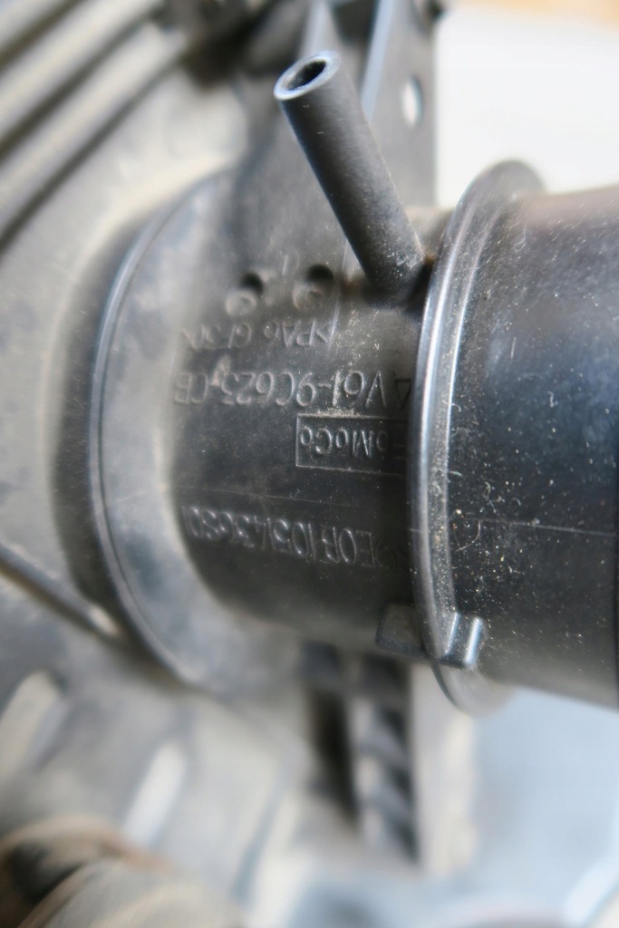 фото №6, Ford focus mk3 1.6 tdci корпус фильтра воздуха