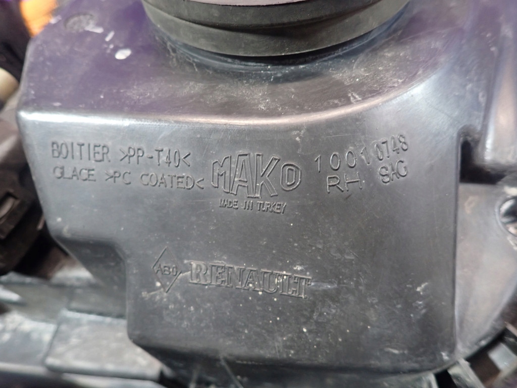 фото №14, Renault clio ii thalia i lift fl 01-05 лампа фара правый 8200228792